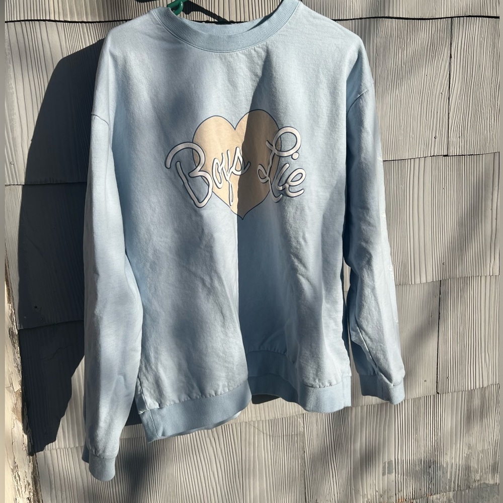 Boys Lie Light Blue Unbreakable Crew Neck Sweatshirt used good condition